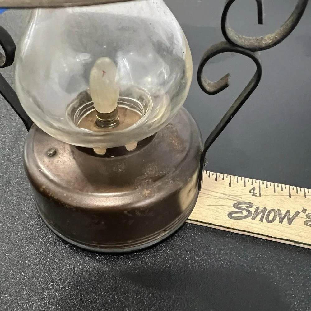 Vintage Set of 2 Miniature‎ Battery Operated Lanterns Made in Japan Bronze Metal